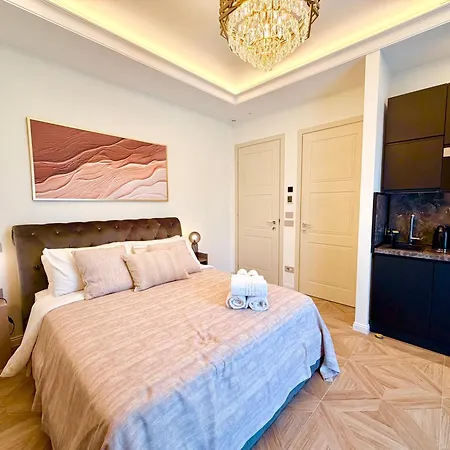 A&v Boutique Victoria Guest house