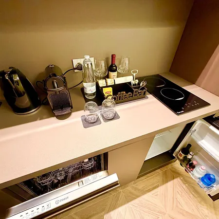 A&v Boutique Victoria Guest house 3*